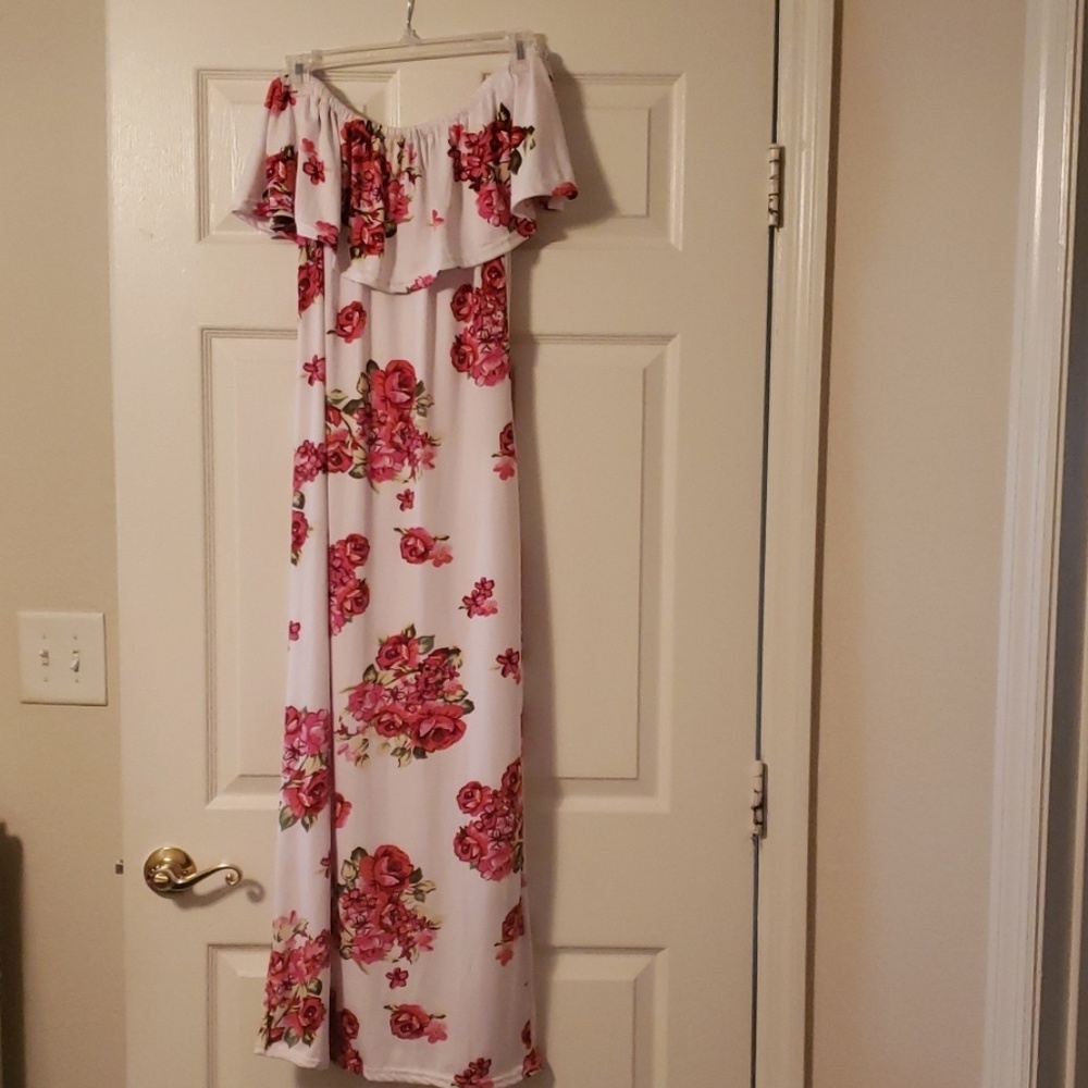 Off the shoulder sundress